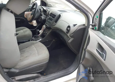 2012 Chevrolet Sonic 1Ls z USA, uszkodzony, nr VIN 1G1JB6SH6C4153749